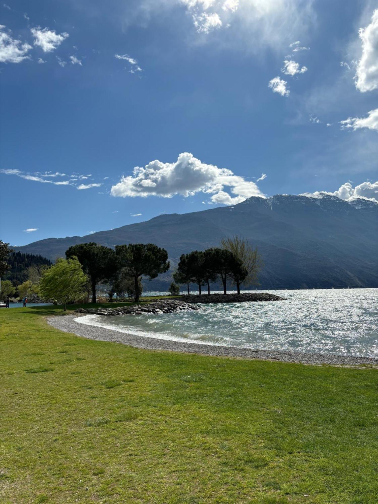 Palazzo Riccamboni Lägenhet Riva del Garda Exteriör bild